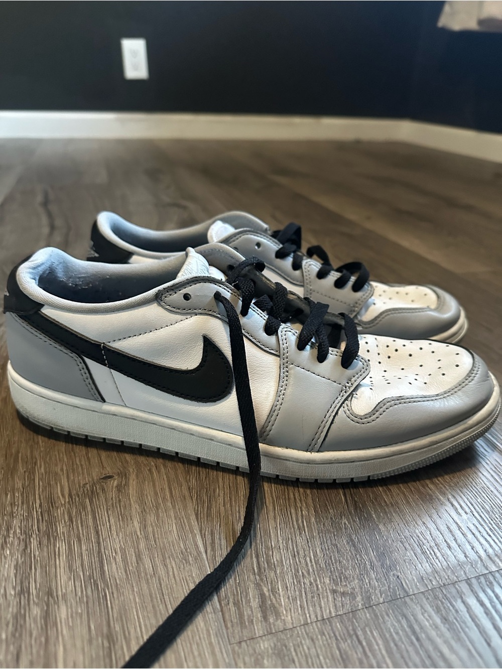 Jordan 1 Retro OG Low Barons